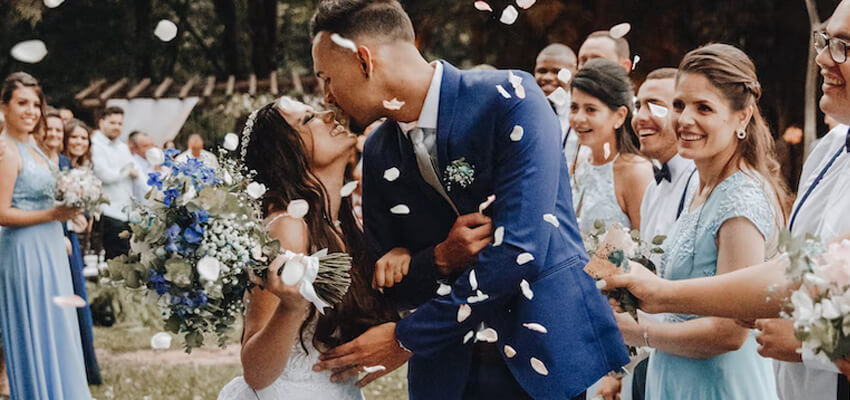 Wedding limo service in the Twin Cities